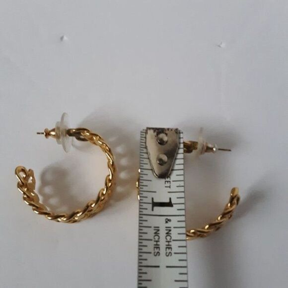 Vintage Unbranded Gold Tone Large Loop Earrings - Picture 7 of 10